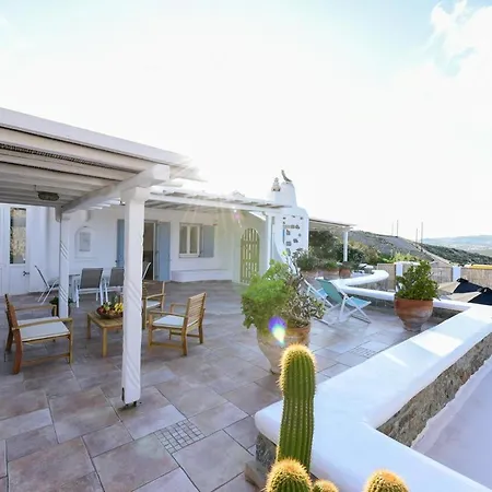 Irina Mykonos Lantställe