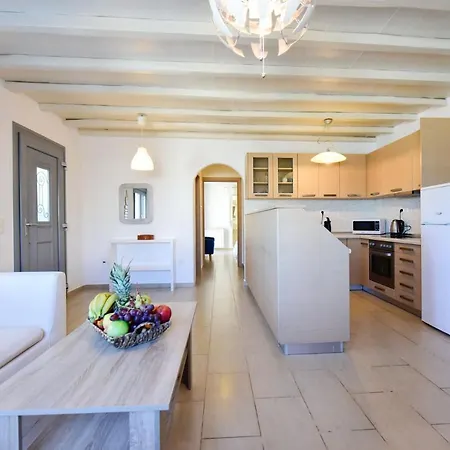 Irina Mykonos Lantställe