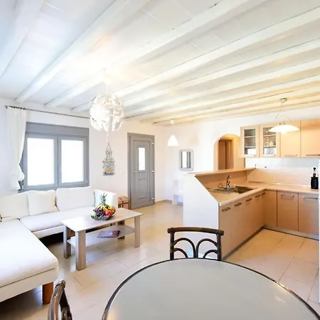 Irina Mykonos Lantställe