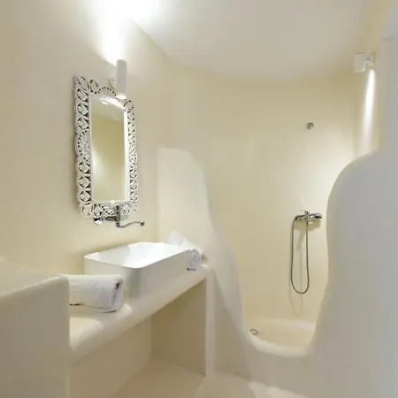 Irina Mykonos Lantställe *