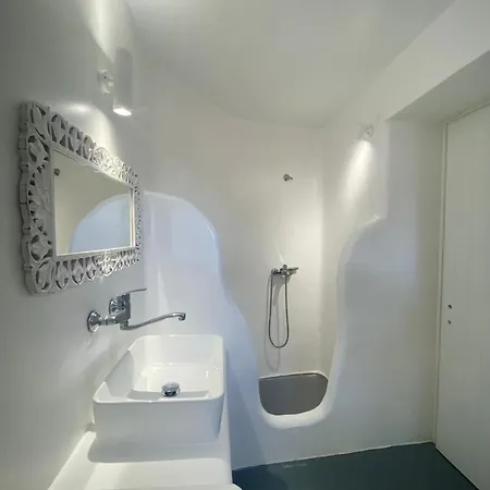 Irina Mykonos Ftelia (Mykonos)