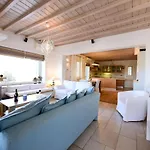 Irina Mykonos Country house