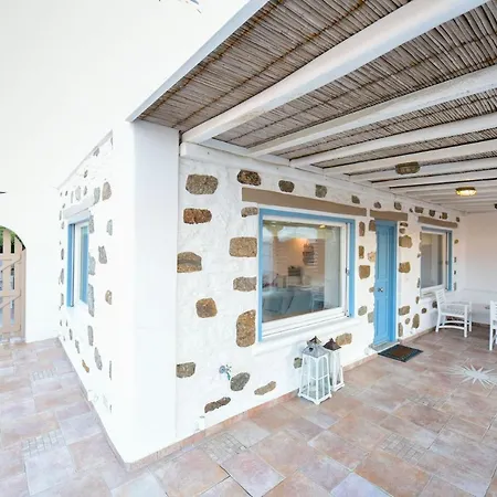 Paradise - Irina's Oasis Landhuis Ftelia (Mykonos)