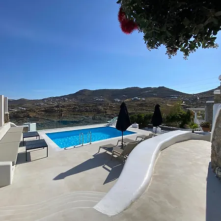 Paradise - Irina's Oasis Ftelia (Mykonos)