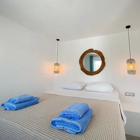 Paradise - Irina's Oasis * Ftelia (Mykonos)