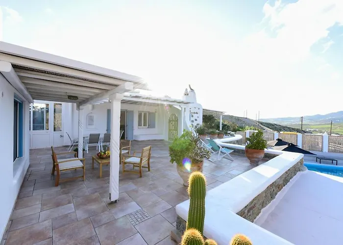 Irina Mykonos Kır Evi